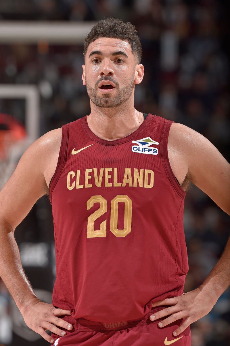 TheHoopCentral's tweet photo. BREAKING — TRADE DETAILS:

CAVS:
- De’Andre Hunter

HAWKS:
- Caris LeVert
- Georges Niang
- Three 2nd-Round Picks
- Two Pick Swaps

(via @ShamsCharania) https://t.co/7ycbhdiWzD