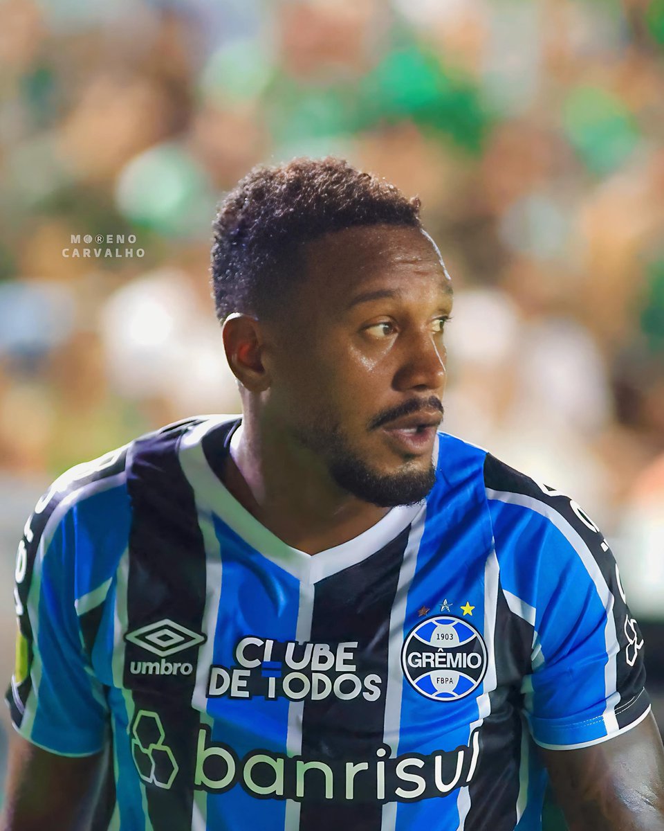 morenocarvalho_'s tweet photo. O fim da era Esportes da Sorte no uniforme do Grêmio.
📷 @morenocarvalho_ / @pontomultimidia
#gauchao2025 #pontomultimidia #gremio #alvinegroceleste #eunabancada #juvxgre #arfocrs https://t.co/iNUhdChRSw