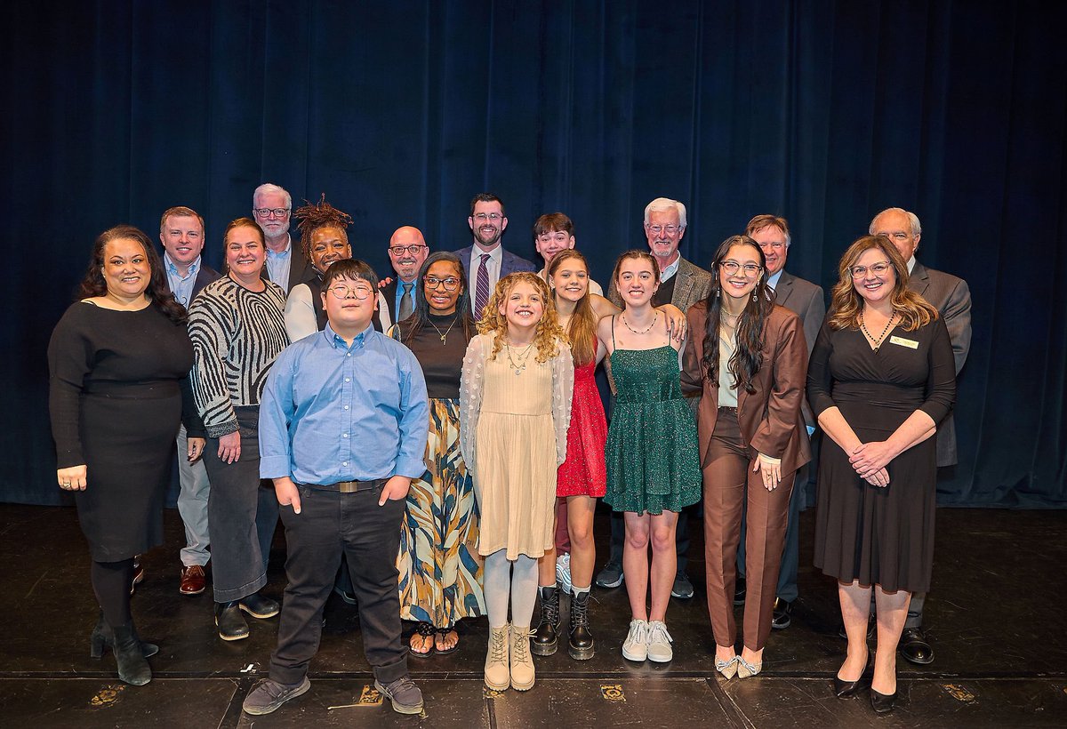 S/O to Mid America Bank for sponsoring our #YouthOfTheYear program—for 7 straight years! Their support means more #GreatFutures for more outstanding Club kids and teens 💙