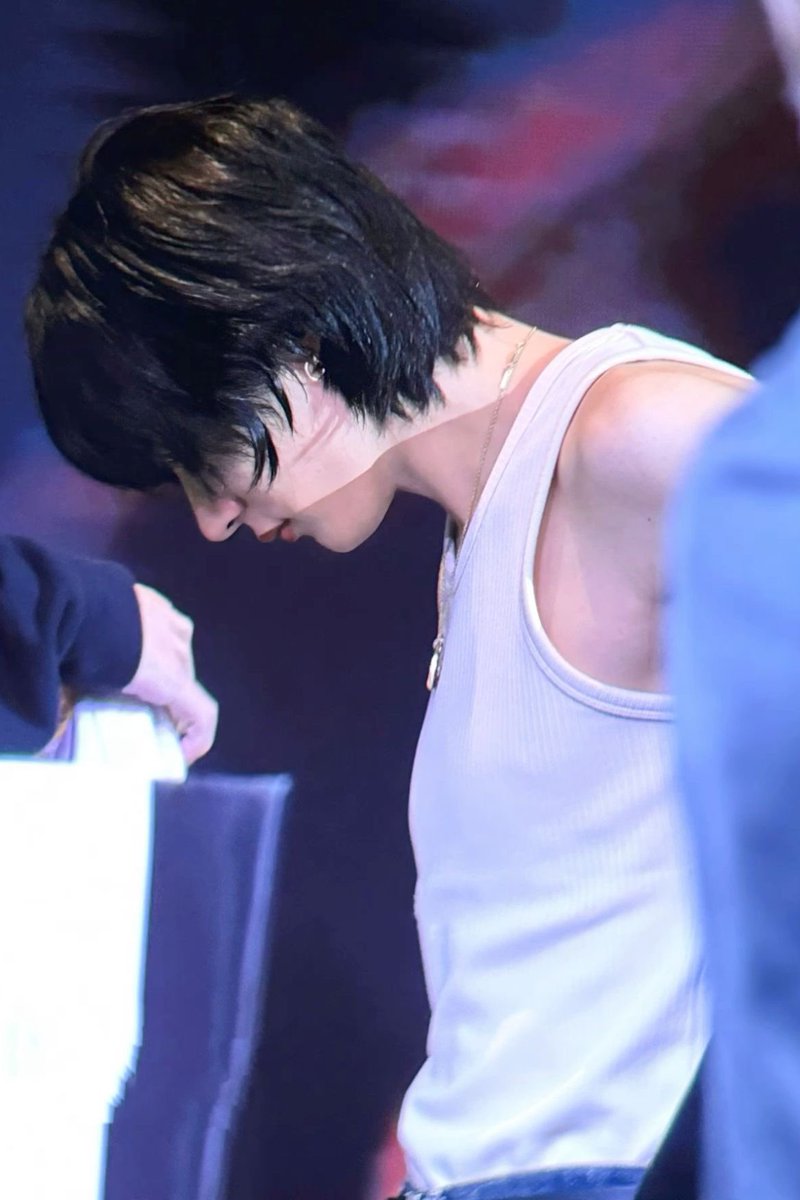 anton pics (@antonsfolder) on Twitter photo 