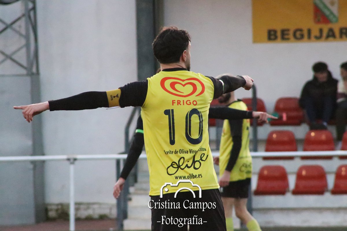 ©apitán 💛🖤
<a href="/luiscasasc4/">Luis Casas</a>