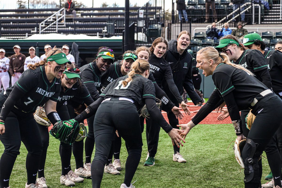 The Big Green have been picked fourth in the Ivy League Pre Season Poll!

Read More ➡️ dartsports.co/40Q0XiY

#GoBigGreen | #TheWoods🌲