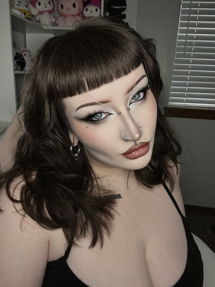 palebrujaOW's tweet image. — hiii i'm ashe, lookin for gaming friends !!

⟡ 24, they/them
⟡ xbox player
⟡ diamond support main
⟡ Ivl 300 mercy main (ana, brig)

lemme pocket you :3

⟡ mdni 18+

♡ / ↻ to be moots — 
dm for discord &amp;amp; battle tag !!

⟡: #gamertwt: #owtwt: #promotwt :⟡