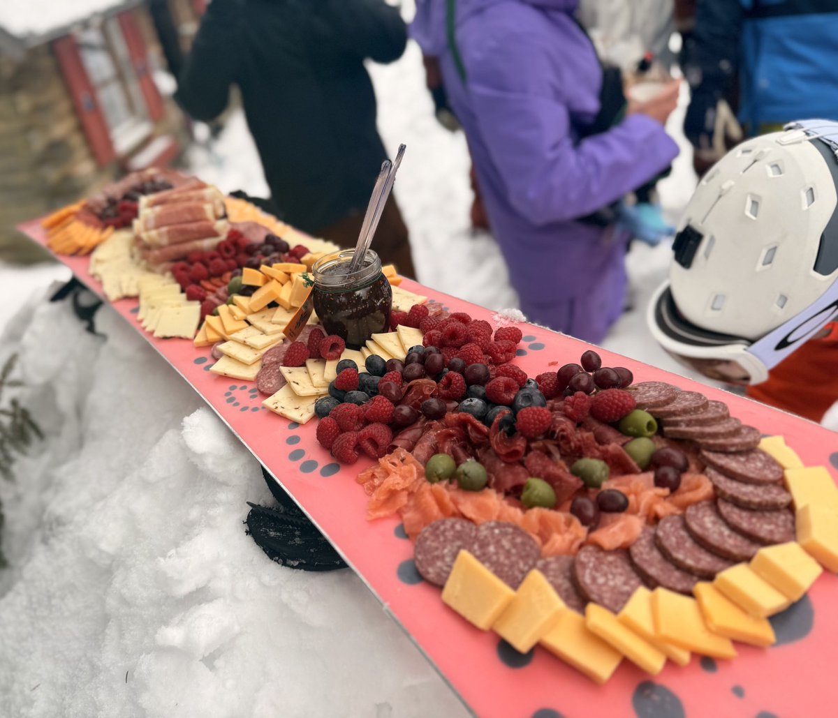 Bungee ๐ LVFC (@bungee_bucc) on Twitter photo What would you do if a giant charcoochie snowboard just dropped while chilling on the ski slopes???
Feat. <a href="/OrioMrow/">OriMrow</a>โs snowboard
๐ธ <a href="/AviFox/">Avi Fox๐๐ฆ</a>
Additonal help from <a href="/ChirpyCheetah/">Chirpy Chee ๐ฎ</a> & <a href="/reziduethm/">Rezi</a> ๐ What would you do if a giant charcoochie snowboard just dropped while chilling on the ski slopes???
Feat. <a href="/OrioMrow/">OriMrow</a>โs snowboard
๐ธ <a href="/AviFox/">Avi Fox๐๐ฆ</a>
Additonal help from <a href="/ChirpyCheetah/">Chirpy Chee ๐ฎ</a> & <a href="/reziduethm/">Rezi</a> ๐
