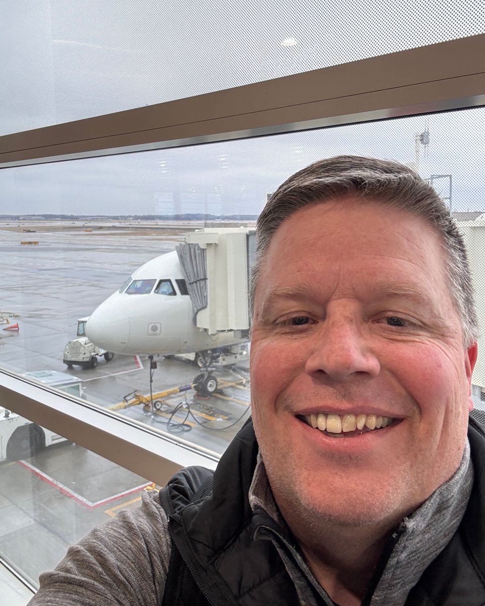 KLASSolutions's tweet image. Our CEO, Phil Cole, on the road to New York, ready to finalize another successful dental practice transition. Excited to help another dentist achieve their dream practice! 

#KLASSolutions #DentalTransitions #DentalPractice #NewYork