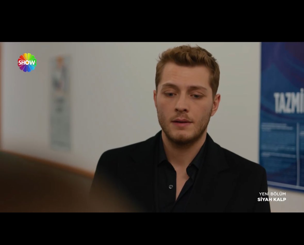 tvmuhendisii's tweet image. Cihan zaten boşanmaya gelmiş Nuh neyin şovunu yapıyor Sevilay’ın elini çekiştirerek. Sevilay bile ne kadar rahatsız oldu. 

#SiyahKalp | #SevCih