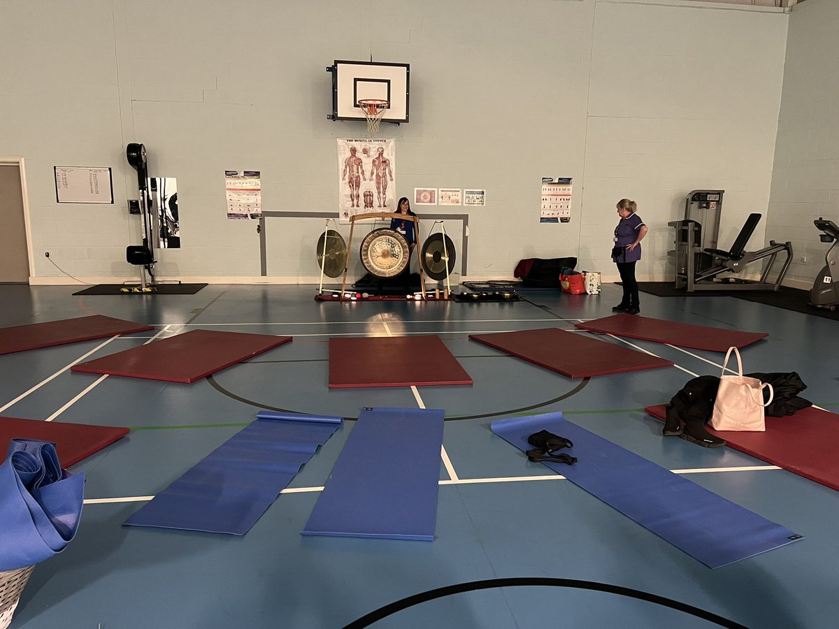 Lauren Owen tweet media