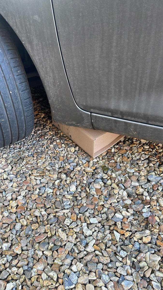 Alison Jones (@jones_alison_uk) on Twitter photo Hey <a href="/AmazonUK/">Amazon.co.uk</a> I’ve seen some dumb arse places for your delivery drivers to leave parcels, but this one tops the list 😳🤦🏻♀️! Plenty of ‘secure’ places and your driver thought this was an option! Hey <a href="/AmazonUK/">Amazon.co.uk</a> I’ve seen some dumb arse places for your delivery drivers to leave parcels, but this one tops the list 😳🤦🏻♀️! Plenty of ‘secure’ places and your driver thought this was an option!