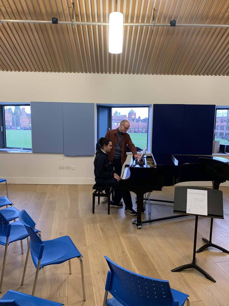 Ipswich School Music (@ipswichmusic) on Twitter photo An absolute delight today to welcome back composer and musician Sebastian Black <a href="/OldIpswichians/">Old Ipswichian Club</a> He spoke with some of our musicians about his work as a composer before setting them their own composition task. An absolute delight today to welcome back composer and musician Sebastian Black <a href="/OldIpswichians/">Old Ipswichian Club</a> He spoke with some of our musicians about his work as a composer before setting them their own composition task.