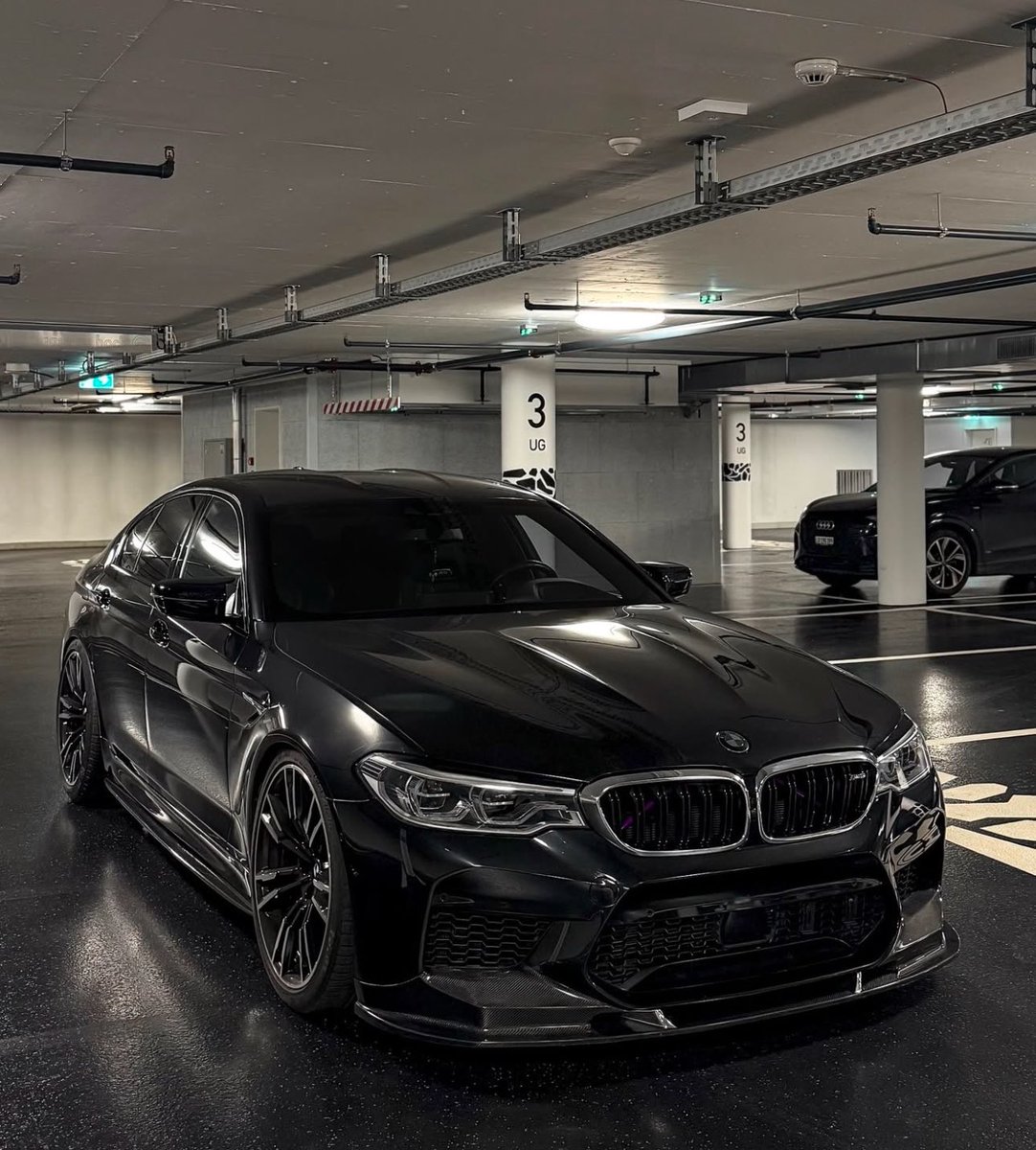 BMWaddict's tweet photo. BMW ///M5 Competition https://t.co/fdVTPg1aHq