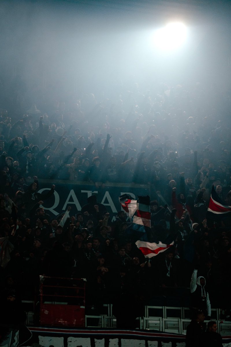 PSG_inside's tweet photo. À demain Paris ! ❤️💙

#PSGASM I @Ligue1 

📸 @Dathhh https://t.co/QiYTVeS6HN