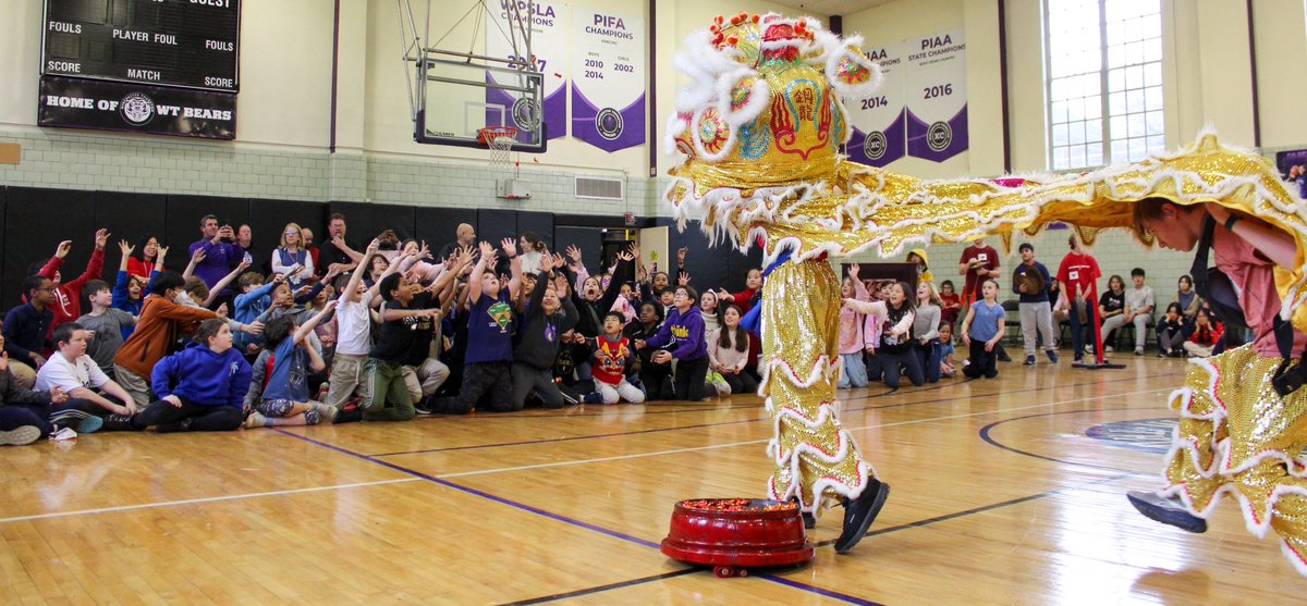 wt_bears's tweet photo. 🎉 Last week, our students helped us welcome the #YearoftheSnake with an incredible #LunarNewYear celebration! 🐍 A lion dance, Chinese and Korean folks songs, and a traditional dance created a vibrant and unforgettable experience for all! 🧧 https://t.co/v0nWpKfbj8