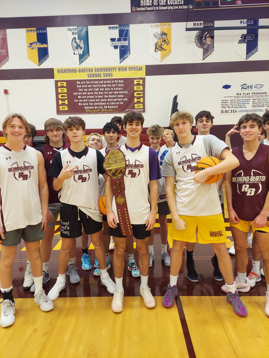 RBRocketHoops's tweet image. Behind on updates, sory! The team is 18-7.  Dane Gardner set a new +/- record in our win vs Harvard, followed up by Frosh brother Will Gardner vs Hebron. Last night vs Woodstock So. Jace Nelson stuffed the stat sheet to earn the belt.  RB is at home tonight vs. Bigfoot HS at 6:45