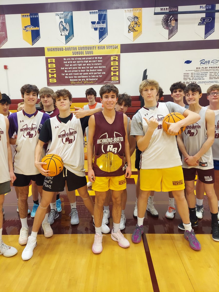 RBRocketHoops's tweet image. Behind on updates, sory! The team is 18-7.  Dane Gardner set a new +/- record in our win vs Harvard, followed up by Frosh brother Will Gardner vs Hebron. Last night vs Woodstock So. Jace Nelson stuffed the stat sheet to earn the belt.  RB is at home tonight vs. Bigfoot HS at 6:45
