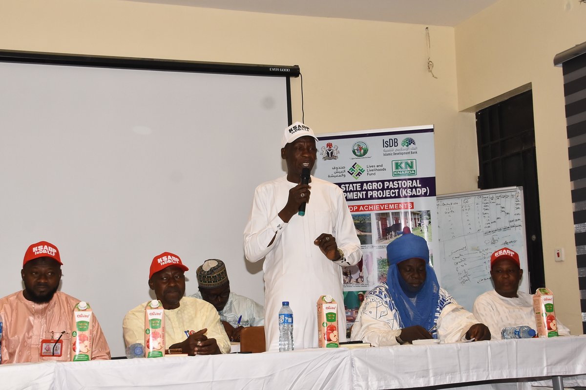 KanoPastoral's tweet image. KSADP meets butchers & other stakeholders in Kano, to finalize plan for management of 20 public slaughter houses, constructed with funds from #IsDB & #LLF, to guarantee the safety of meat, monitor animal diseases & control the spread of zoonotic diseases that impact public health
