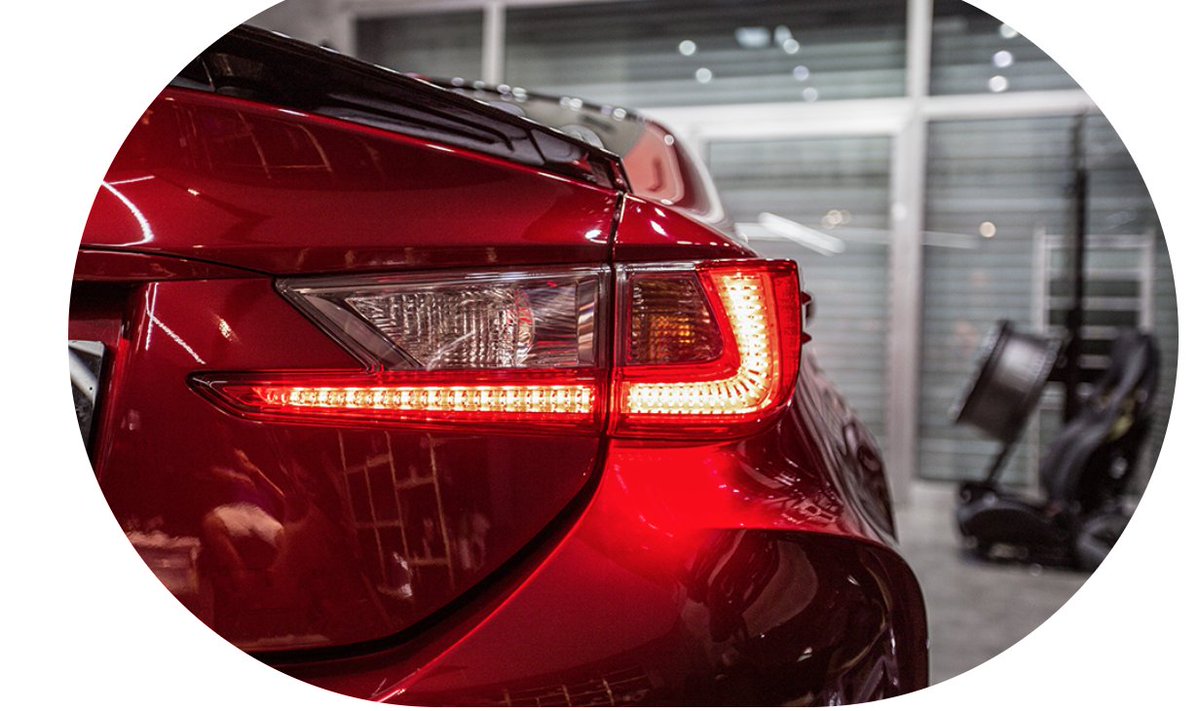 En Auto Zone realizamos desde trabajos de neumáticos, arreglos de carrocería, reparación de suspensión, instalación de equipos de sonido y computadoras de a bordo hasta la modificación de la carrocería para realizar modernos trabajos de tuning y personalización para darle a su