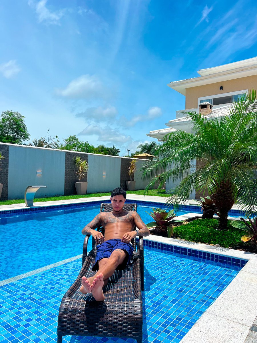 alanblay_'s tweet photo. Mo paz ☀️ 🥵 https://t.co/Ao7hq0W0bs