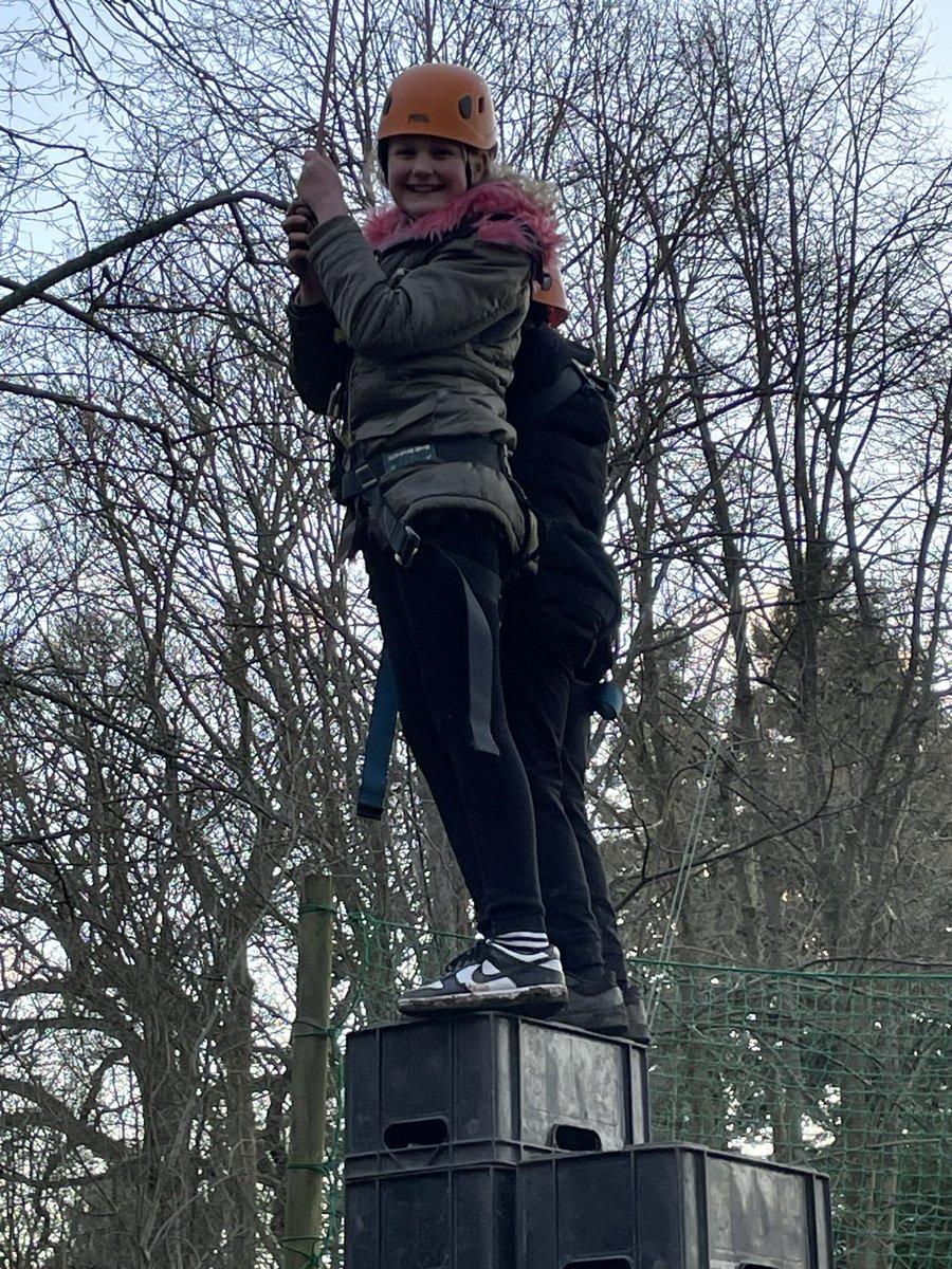 langtonsreach2's tweet photo. So proud of Group 1 conquering the crates. #REAch2 #GilwellPark25 #11B411 https://t.co/IzdVzFdpOV