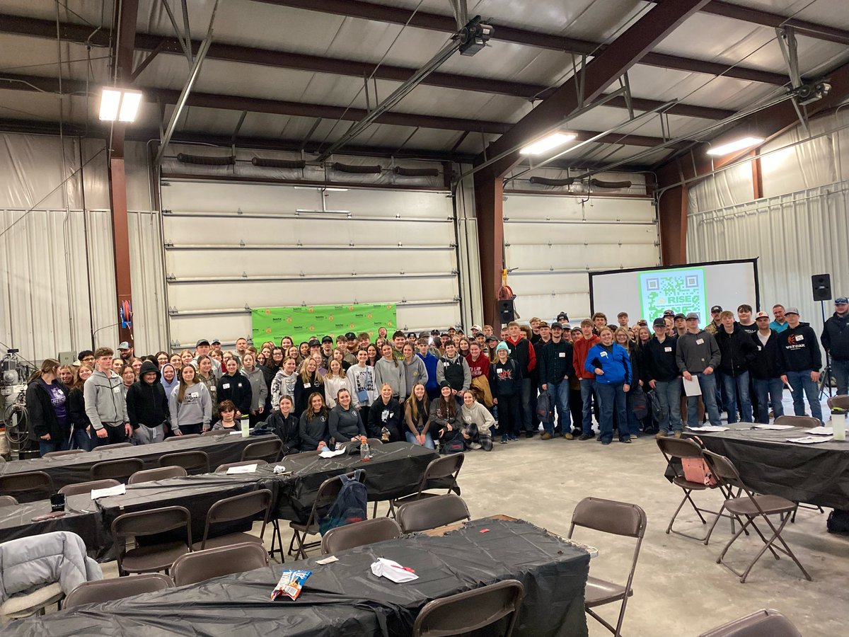 SunriseCoopOH's tweet image. We battled the weather today to help grow the future of #agriculture in #Ohio! We hosted nearly 150 students at our South Charleston #FFA #CareerDay. 4 breakout sessions about #agcareers and opportunities they have for THEIR future.
#OhioFFA @OhioFFA #careersinag #thefutureofag