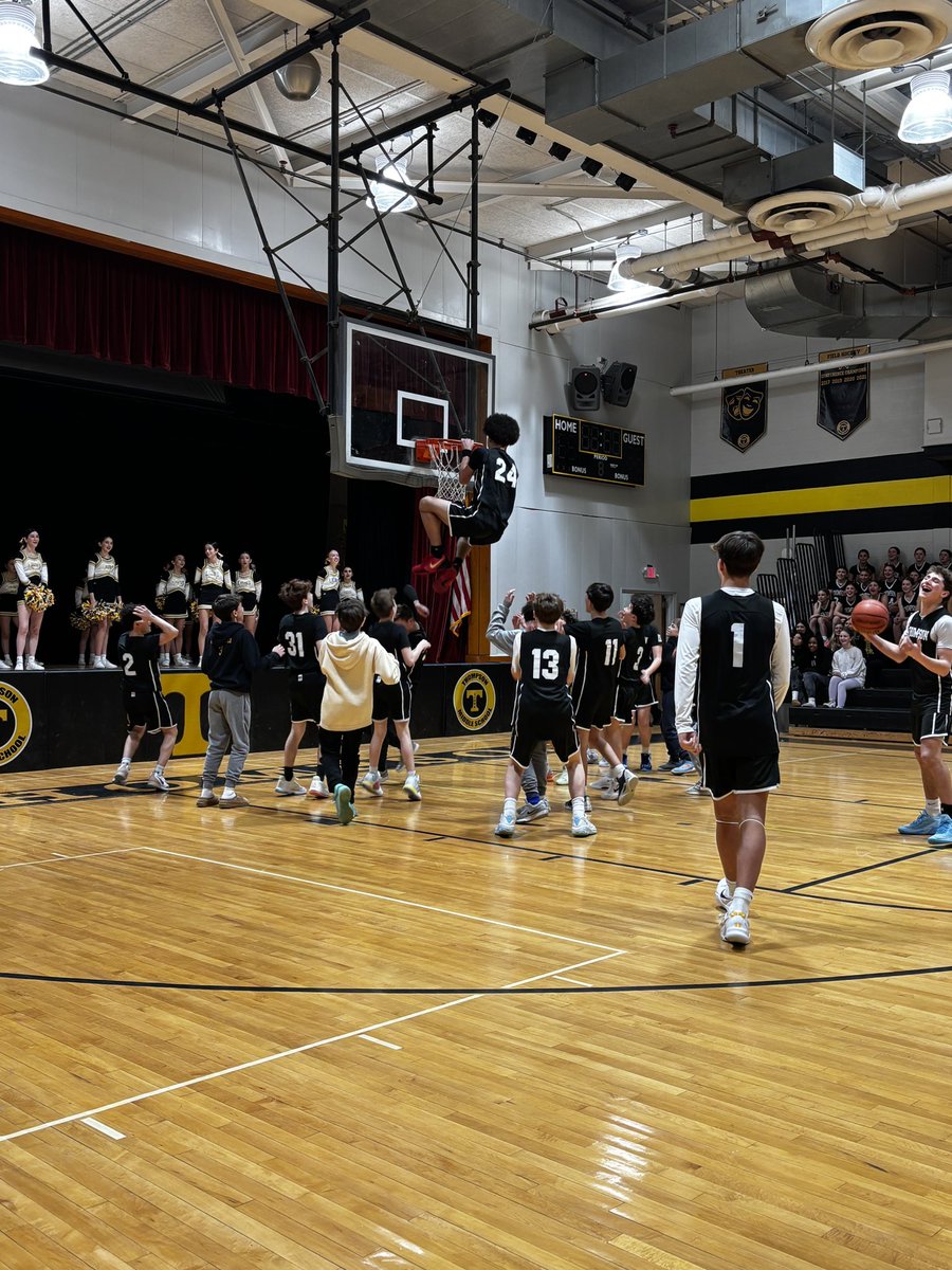 Enjoyed the Thompson winter pep rally today! <a href="/Coach_Kenny14/">Christine Kenny, Ed.D.</a>  <a href="/ThompsonMSpride/">Brian Currie</a>