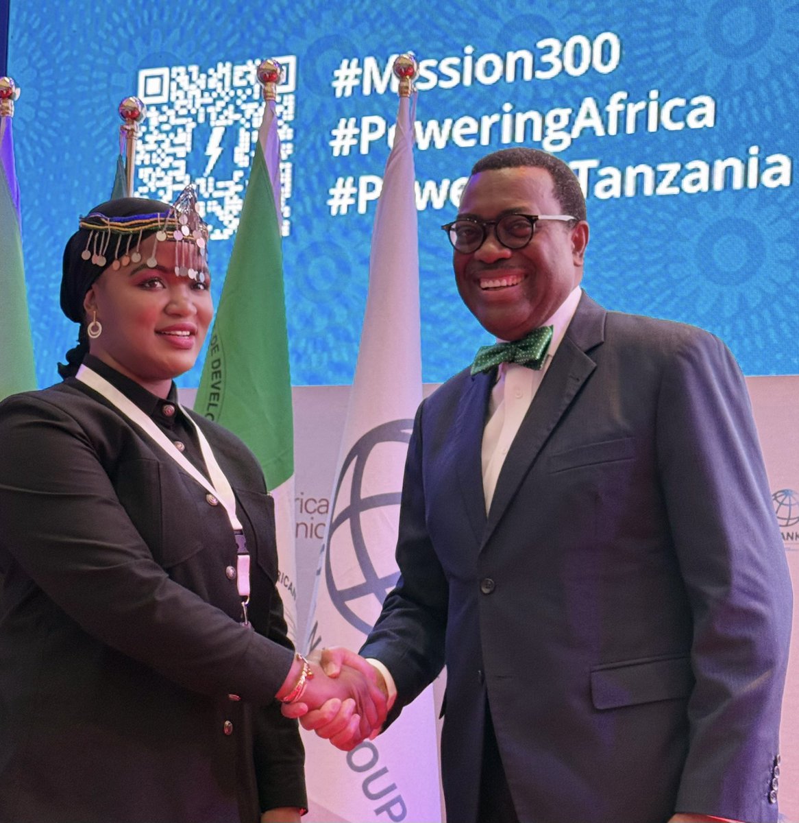 WinfridaShonde's tweet photo. Happy Birthday, Dr.Akinwumi  @akin_adesina 
I was truly honored to meet you during the Africa Energy Summit.
On this special day, I celebrate you not only as a distinguished economist and leader but also as a beacon of hope for Africa’s prosperity. May you be blessed with good health, wisdom, and continued success in your mission to empower Africa.
Wishing you a joyful and fulfilling year ahead!
#poweringafrica 
#LetsChangeEnergy 
#HappyBirthdayAkinwumi