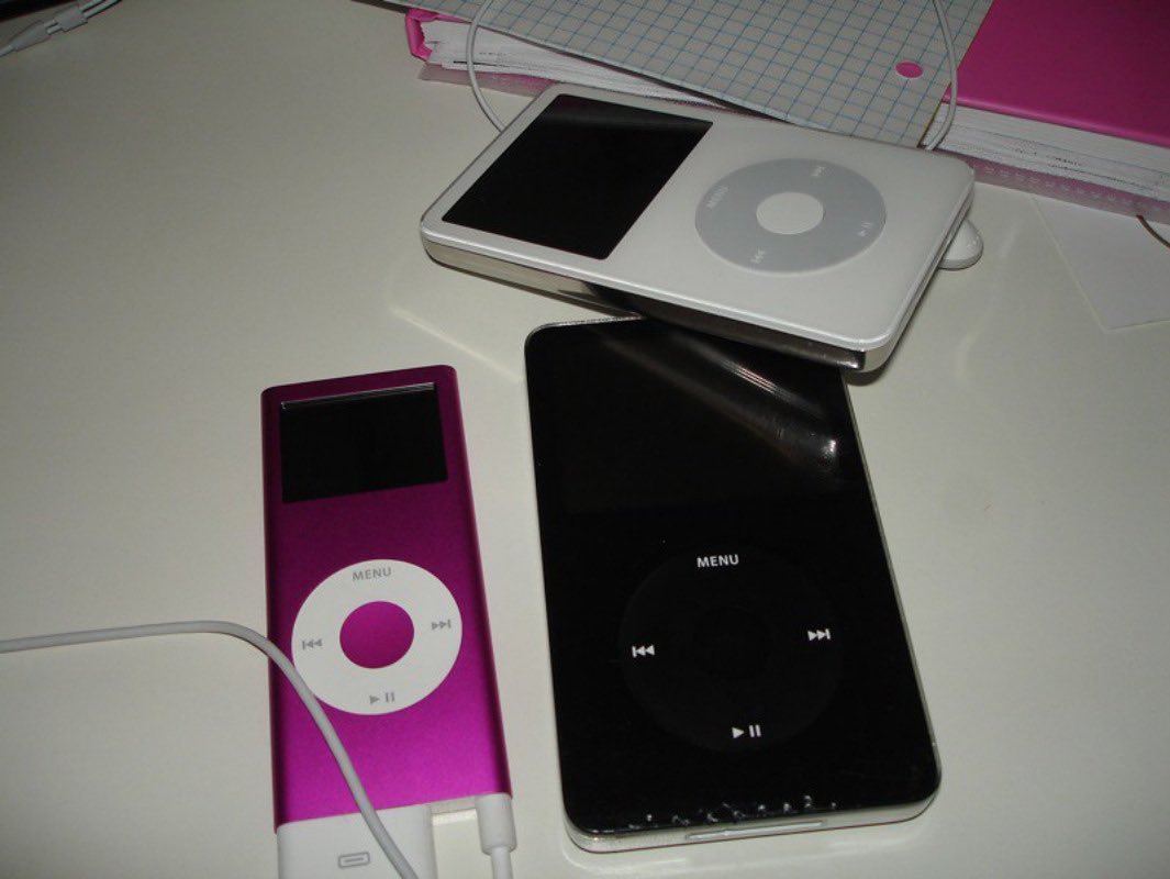 Old Internet tweet media