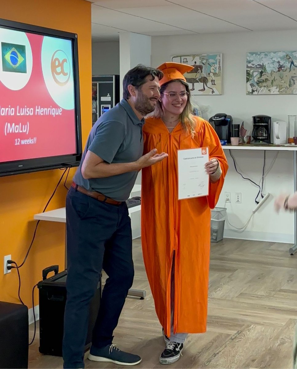 EC English tweet media