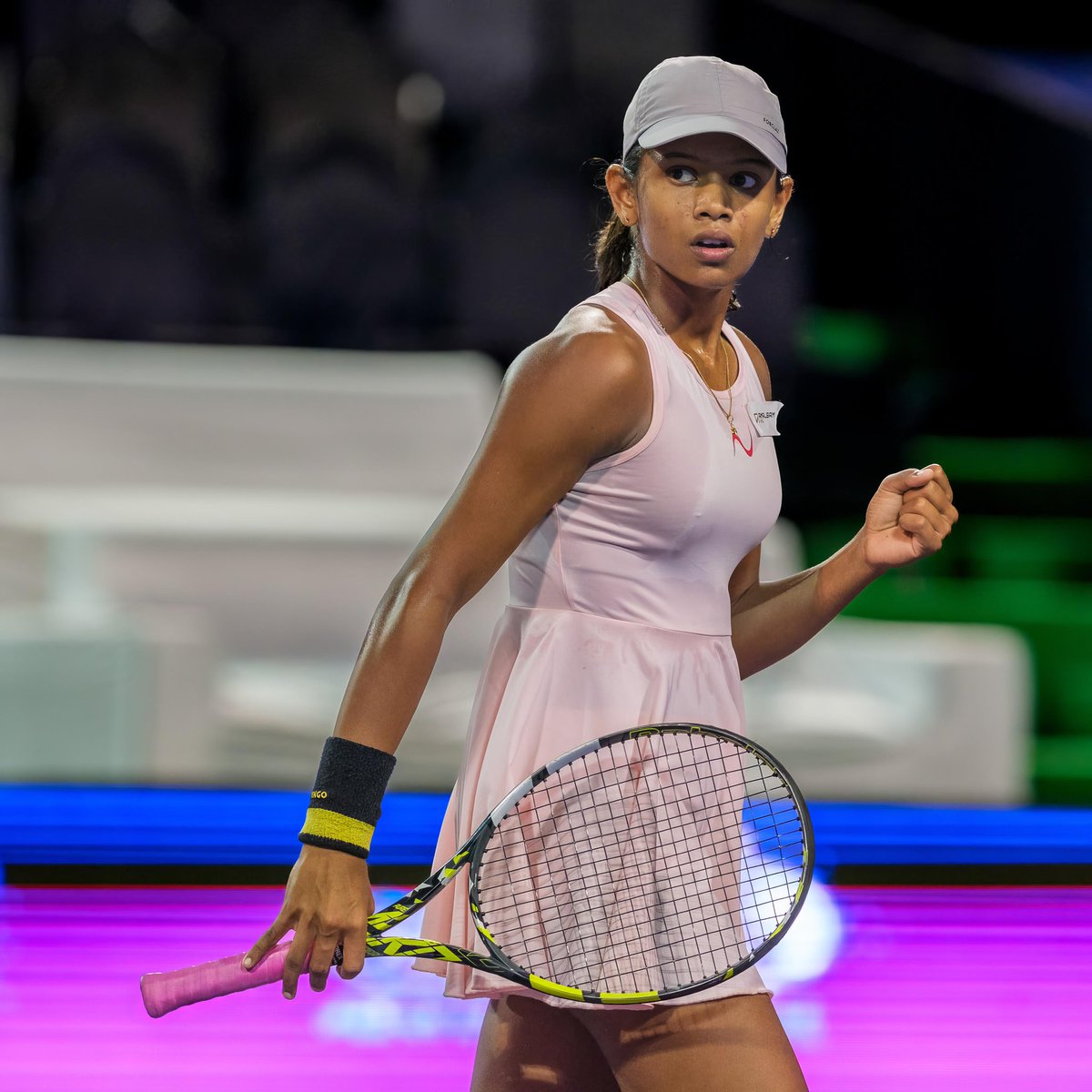 Guess who’s in the quarterfinals of a <a href="/WTA/">wta</a> tournament at just 15 years old? What a great achievement for Maaya Rajeshwaran 🇮🇳! Best of luck in the next round in Mumbai! VAMOS‼️