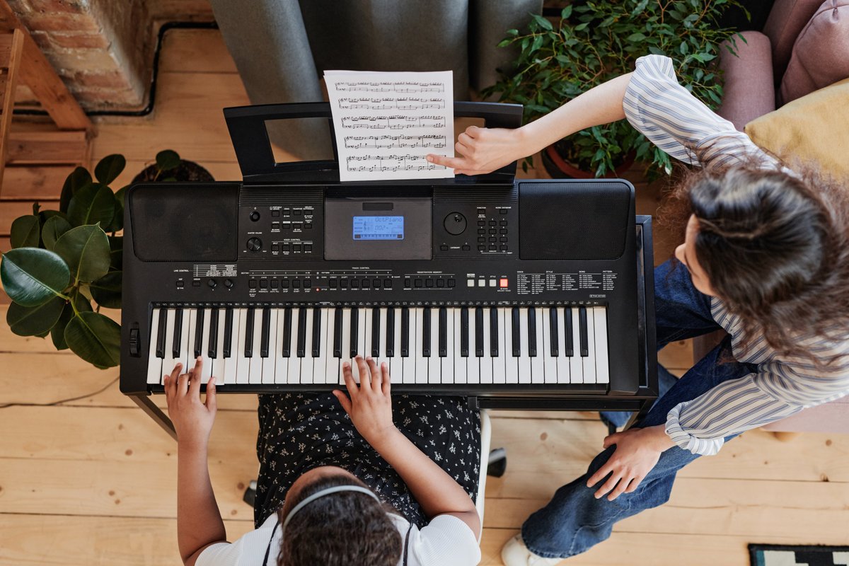 campchannel's tweet photo. 🎵 Ready to make the summer of 2025 unforgettable? Discover amazing music camps across the country!

https://t.co/dRVnrx35xX

Find programs featuring:

Top-tier music instruction
Ensemble &amp; solo opportunities
Performance showcases
Connections with fellow musicians

#MusicCamp https://t.co/2nCxIFRVnb
