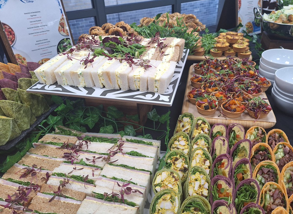 A little hospitality request from <a href="/CullomptonCC/">Cullompton Comm Coll</a> and <a href="/BlackdownEP/">Blackdown Education Partnership</a> 
Always delighted to support our partners with fresh local South West produce and other artisan ingredients. 
<a href="/goosemoorfoods/">Goosemoor Food</a> 
@gmeducatering