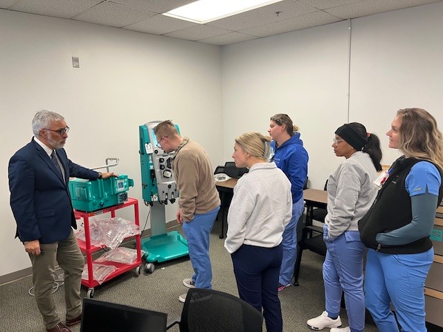 UFJaxCritCare's tweet photo. 🚨 Big news! 🚨 On January 9th, 10 incredible nurses from our @UFHealthJax SICU &amp; MICU completed their MARS liver dialysis training! 💪 They’re going above &amp; beyond to provide exceptional care for this unique patient group. 🌟 #HealthcareHeroes #MARS  #NurseLife #SICU #MICU https://t.co/xBPONKdQpP