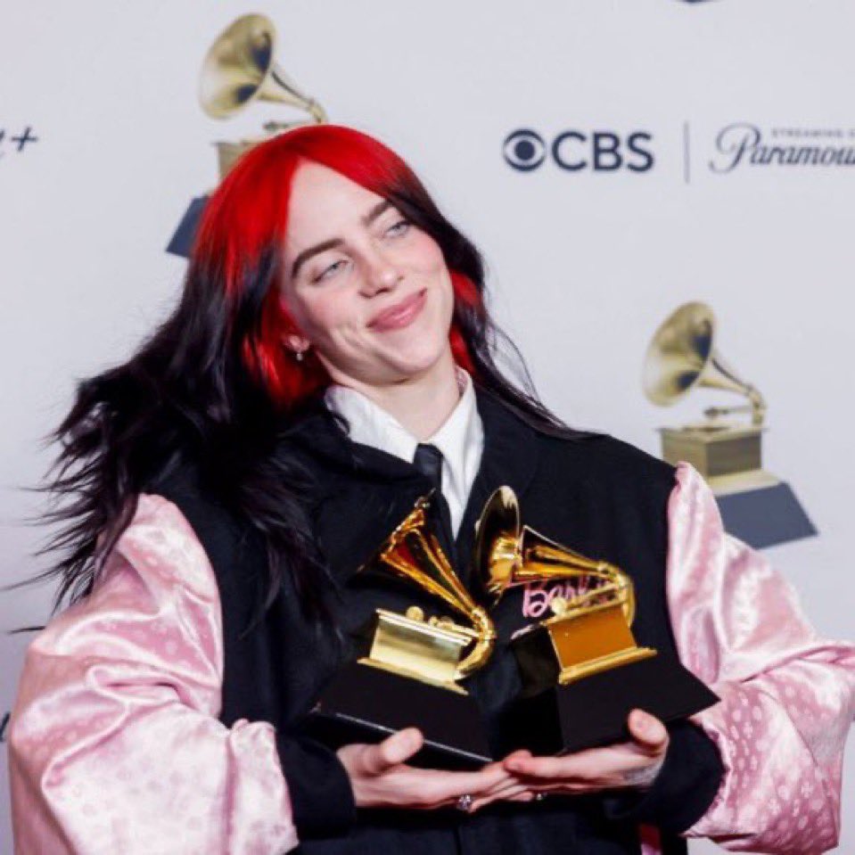 altctrlsway's tweet photo. @coootiez @SWAYCTRLZ @waltfranciis @girlforlunch BWAHHA CRY HOOO. ur fav will never have any acclaim, awards, hits and the list goes on https://t.co/Y5IfEPIVhs