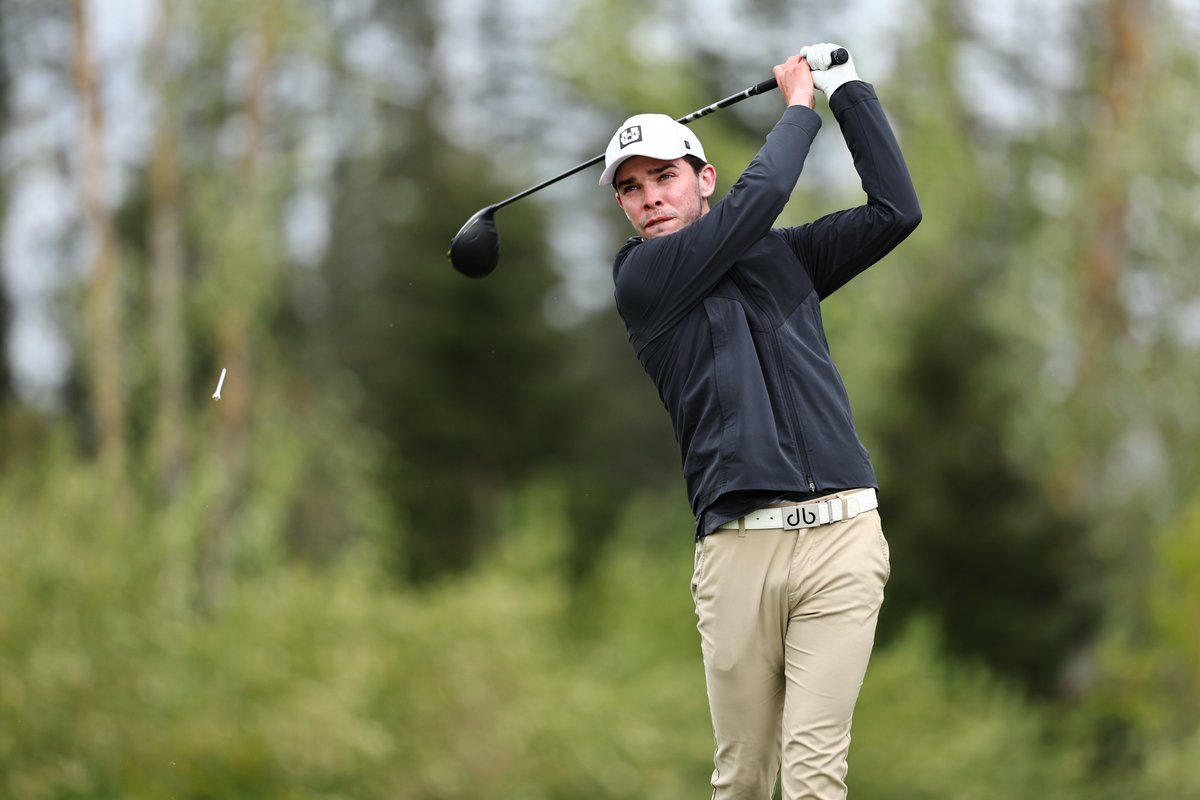 With an impressive 7-under-par 63, Esteban is tied for second after a stellar first round at the Astara Golf Championship. This event is part of the Korn Ferry Tour under the PGA umbrella. 🏌️‍♂️✨
Don’t miss a moment—follow live scoring here:
pgatour.com/korn-ferry-tou…