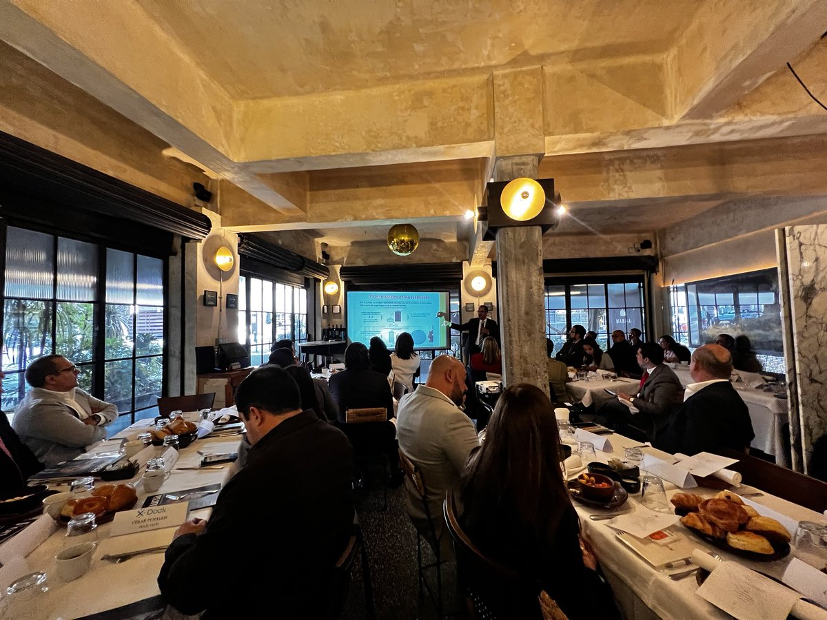 Dirección Revista Fortuna tweet media