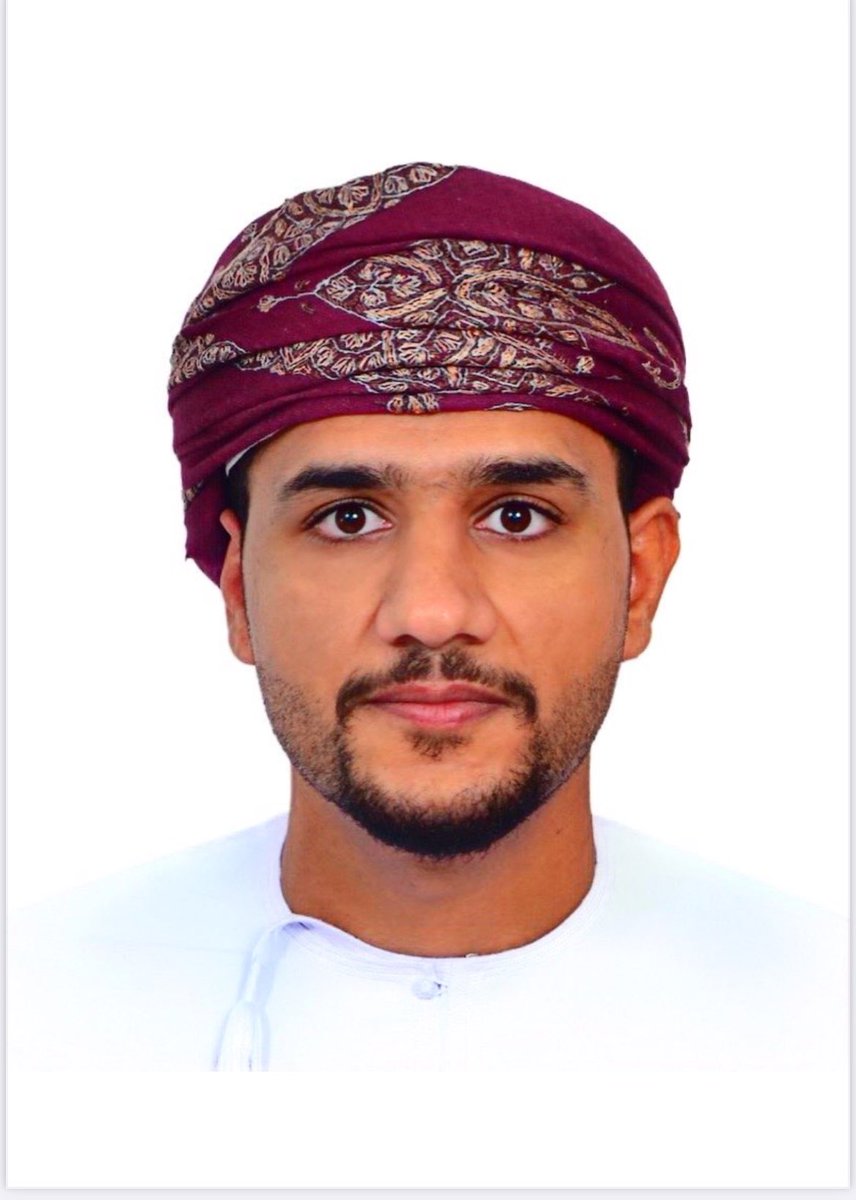 salim30333's tweet photo. قيل ان القائد هو ذلك الرجل الذي يتحمل المسؤولية مهما كانت الصعاب التي يراها فهنيئا لفريق النعمى قائد الإداره الجديدة ومعه رجال عزموا على تحدي الصعاب.

فريق النعمى قادم بثوب جديد وبتحدي الأبطال واتمنى تعاون الجميع مع هذا الطموح الذي أراه يعانق امنيات جميع محبي الاصفر النعماوي. https://t.co/FWckh09z8a