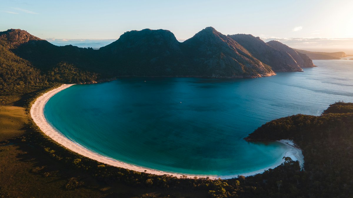 Thomas_Sargis_'s tweet photo. Tasmania is Australia’s wild, oft-forgotten island...

Where the nature is untouched, food world-class, and adventure tops the to-do list.

Hobart is the capital, a buzzing little city with great food and markets...

But Tasmania is all about what’s outside the city.

Cradle Mountain is the most famous, with dramatic peaks and pristine alpine lakes, and the Overland Track, Bay of Fires, and Walls of Jerusalem make for some of the best hikes in the whole country.

Tasmania also has amazing coasts in Bruny Island and Wineglass Bay...

And a whole rainforest of its own that looks like its from Jurassic times.

The food is insane, too - Ocean-fresh oysters, iconic local cheese and wine, and the best whiskey in Australia. Every tiny town has a surprise.

Tasmania is heaven for the explorer and the enjoyer of finer things - 

Rugged and lavish, both at the same time.

If you like relaxation, exploration, and roads that lead to nowhere—this is the island for you.