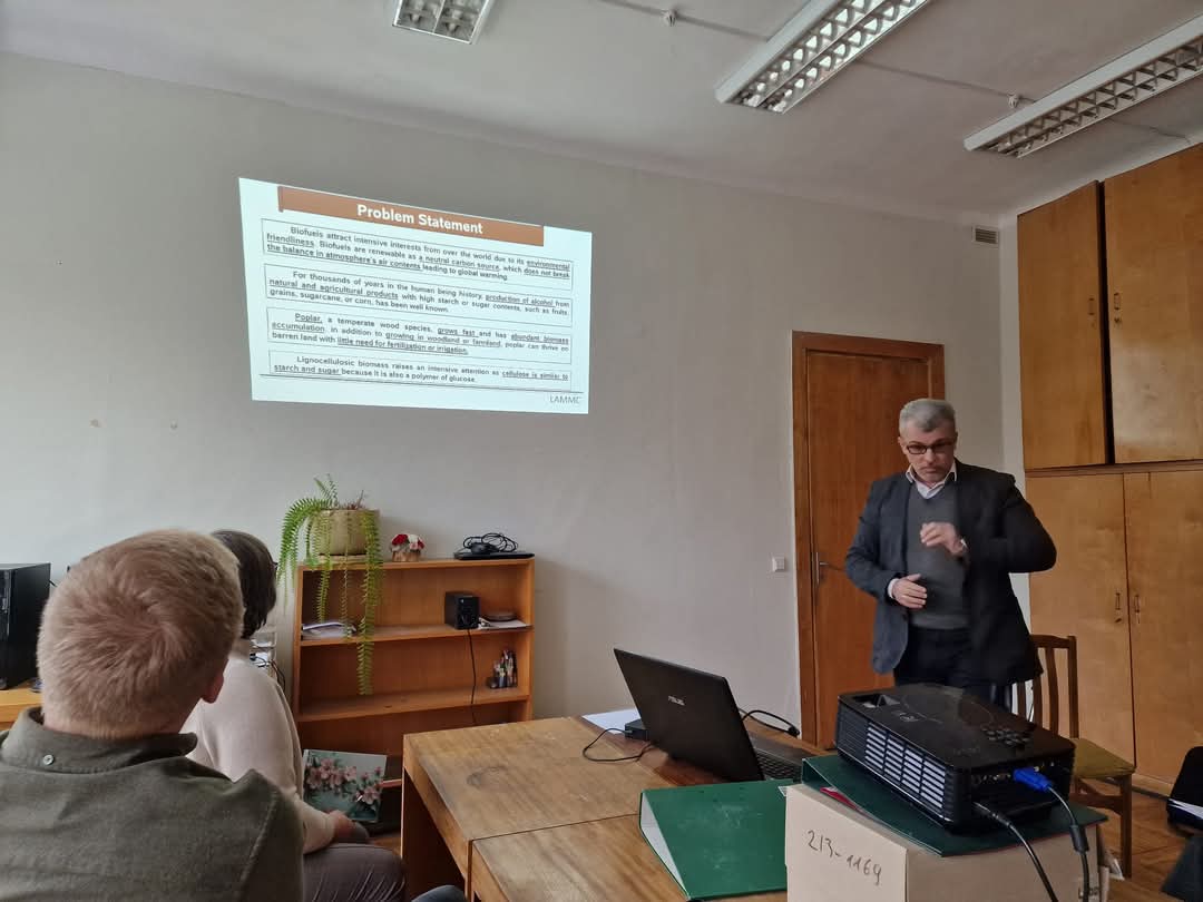 وكما هو الحال في أي نجاح، فإن تحقيق التقدم في هذا القطاع يتطلب عملاً دؤوبًا، بحثًا مستمرًا، وإصرارًا على الابتكار والتطوير. فمن يسعى بجد ويعمل بإخلاص يصل إلى الهدف! 

#الطاقة_المتجددة #الوقود_الحيوي #التنمية_المستدامة #العمل_والنجاح