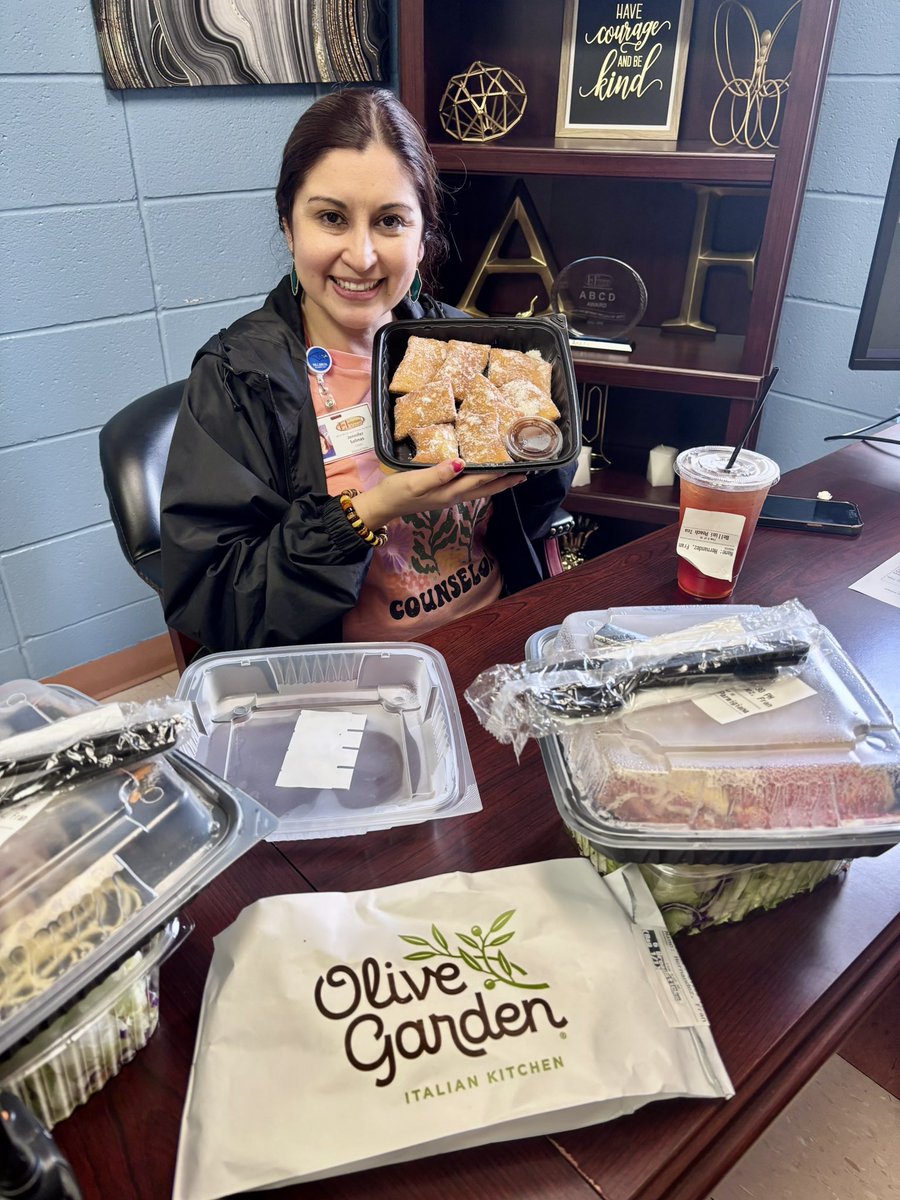 Villareal Elementary tweet media