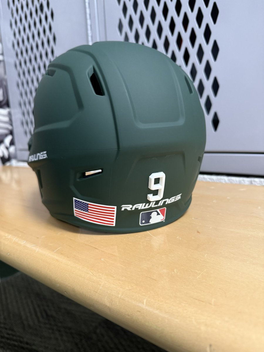 Illinois Wesleyan Baseball tweet media