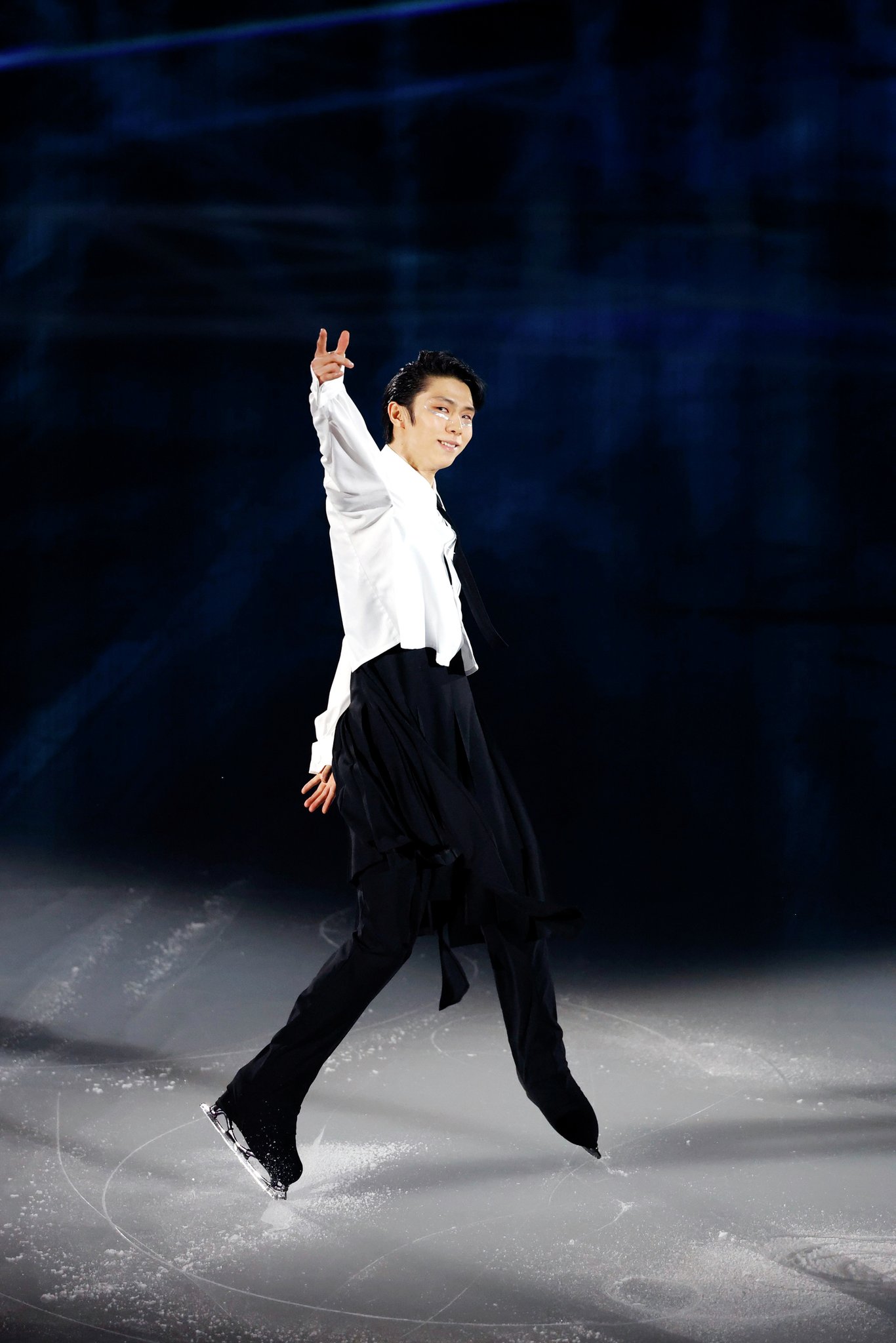 羽生結弦　ECHOES OF LIFE ジップパーカー　白 Yuzuru Hanyu ICE STORY 3rd “Echoes of Life” TOUR on X