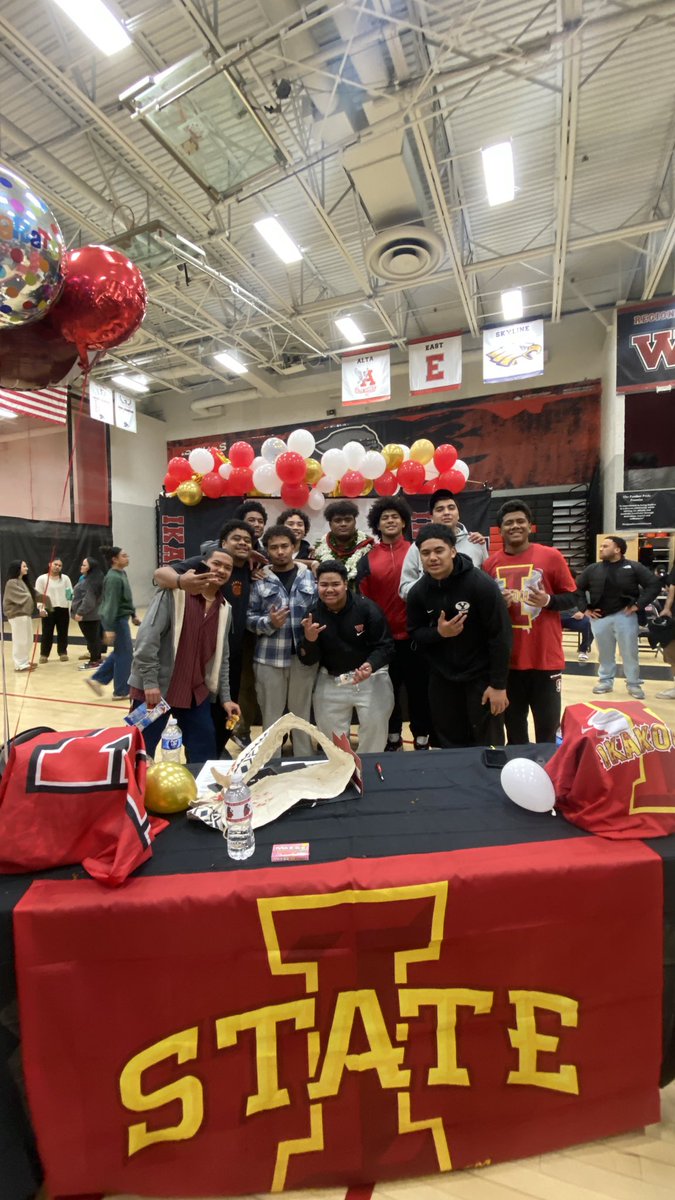 Takeshi Savery (@tksavery) on Twitter photo Congrats to all my brothers doing big things and continuing to ball out and further their education. Thank you for welcoming me, your leadership and helping me grow on and off the field. Once a panther always a panther. <a href="/westpanthersfb/">West High Football</a> <a href="/coachsolovi/">osolovi</a> <a href="/CoachSiuhengalu/">Nick Siuhengalu</a> <a href="/CFala3/">Charlie Falatea</a> Congrats to all my brothers doing big things and continuing to ball out and further their education. Thank you for welcoming me, your leadership and helping me grow on and off the field. Once a panther always a panther. <a href="/westpanthersfb/">West High Football</a> <a href="/coachsolovi/">osolovi</a> <a href="/CoachSiuhengalu/">Nick Siuhengalu</a> <a href="/CFala3/">Charlie Falatea</a>