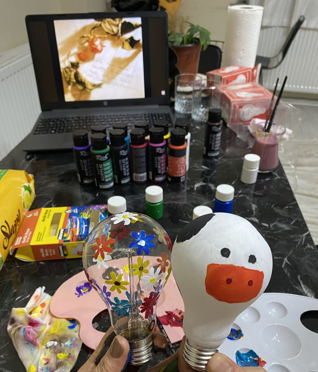 Biraz renk,bir tutam mutluluk..🤍