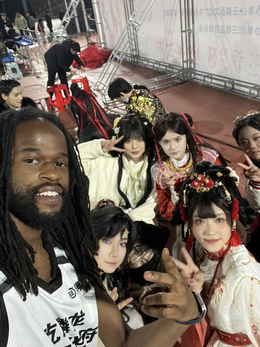 Enjoying my time here in China. The fans are amazing and the atmosphere is awesome ‼️🇨🇳 #ChinaBasketball #Wildball