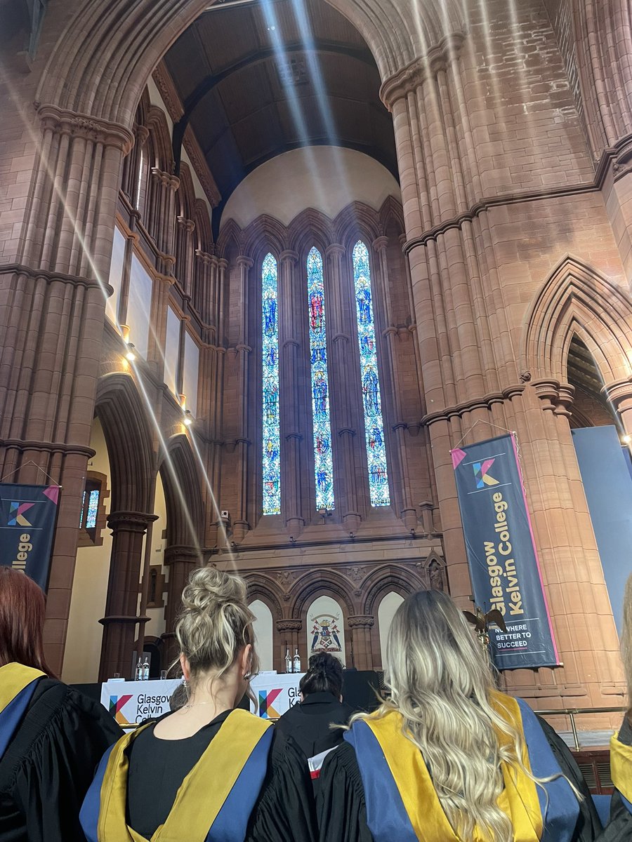 msypmaxgreen's tweet photo. hnculater <3
a little thing i didn’t think would happen after everything that’s impacted on my education but she only went and graduated!!
forever grateful for the teaching staff at Glasgow Kelvin who took the time to understand my caring role and how they to accommodate me https://t.co/HUPlIHzNDr
