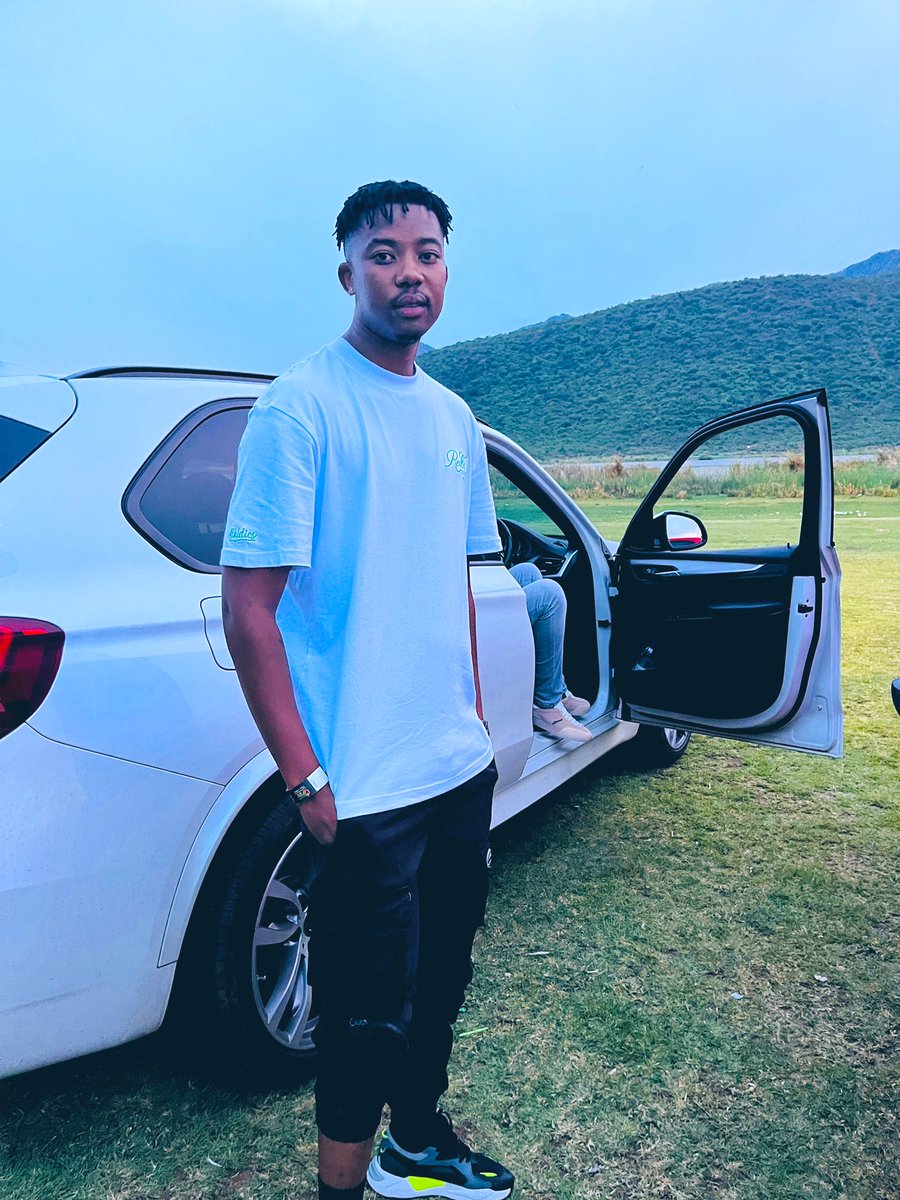 brace_thorn's tweet photo. Out in the mountains ♥️🔥 https://t.co/ZmjckshaHg