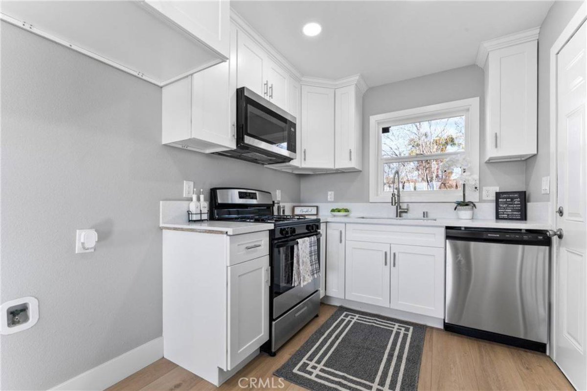 hommati240's tweet photo. 🏡 👉 Welcome to this Charming Rural property in Dunlap Acres located in Yucaipa.
📍 32854 Avenue D, Yucaipa, CA 92399
View at: https://t.co/eFnHWlaNFH

Listed by: Hadaly Khoum
📸 By: @Hommati240

#newlisting #newlistingalert #californiarealestate #californiarealtors... https://t.co/0gGzrrbfqa