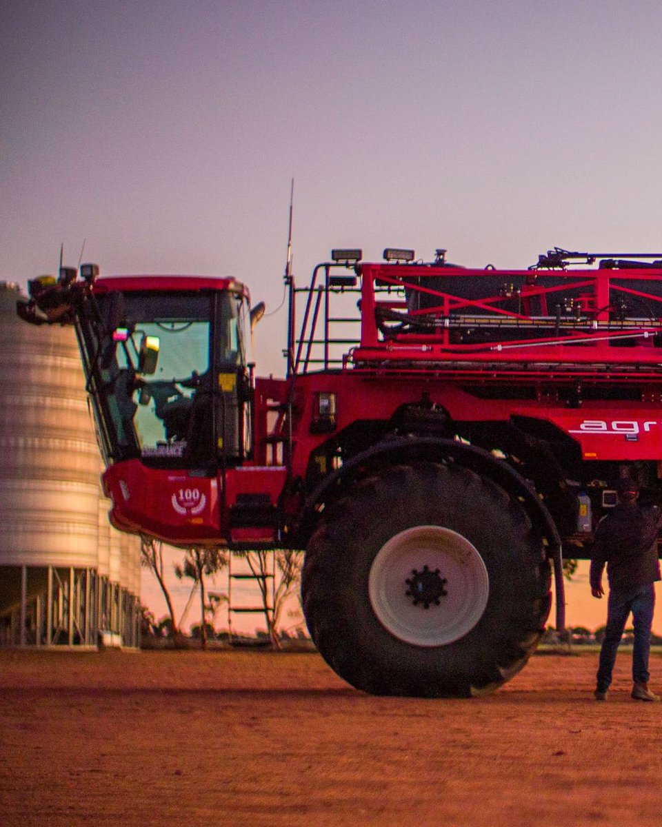 AgrifacAU's tweet image. 💪Tough. Reliable. Efficient. The Condor Endurance is built to handle Aussie paddocks, delivering precision spraying in all conditions. Ready to power up your spraying?  #PrecisionSprayers #PrecisionAg #SprayTechnology