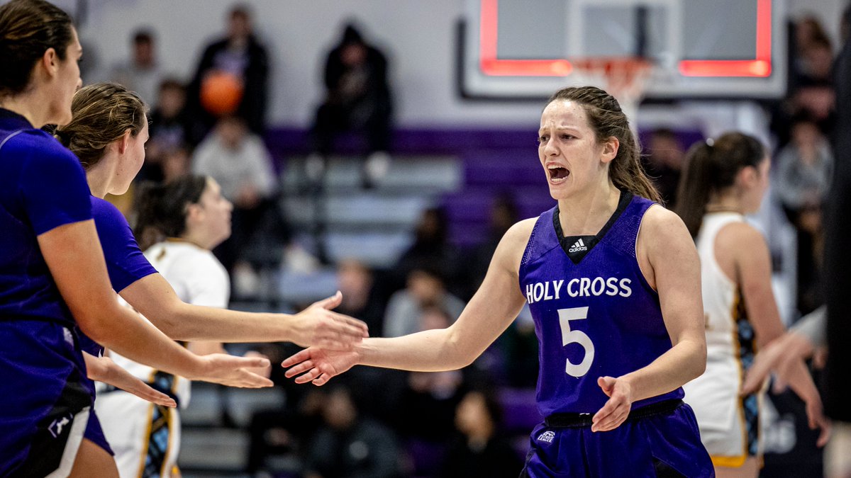 🚨 FLASH SALE 🚨

Over the next 28 hours, you can buy two chairback tickets for $8 each for our <a href="/HCrossMBB/">Holy Cross Men's Basketball</a> and <a href="/HCrossWBB/">Holy Cross Women's Basketball</a> doubleheader this Saturday!

🎟️ tinyurl.com/bdhysj22

#GoCrossGo