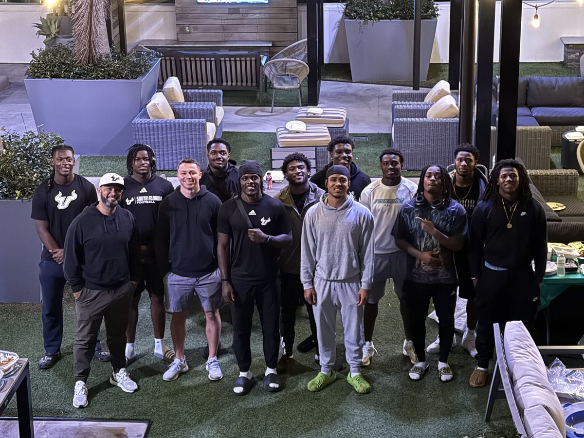 James Rowe III (@coachjamesrowe) on Twitter photo Squad!!! Squad!!!