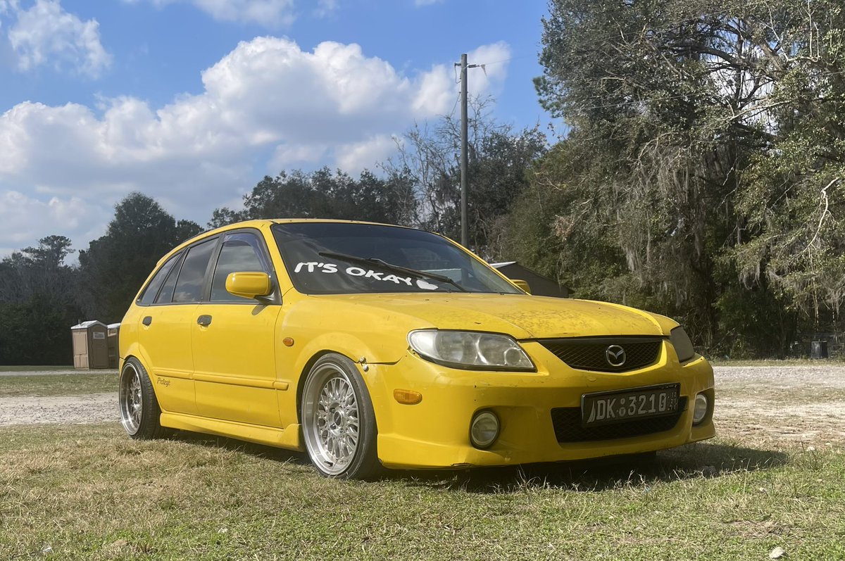 JuulTeam6ix's tweet image. Nobody does it better than the Japanese ngl. 

@MazdaUSA #shitbox